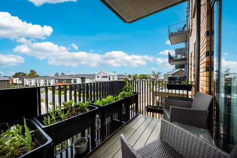 107/2 Rauroa Lane, Hobsonville, Auckland