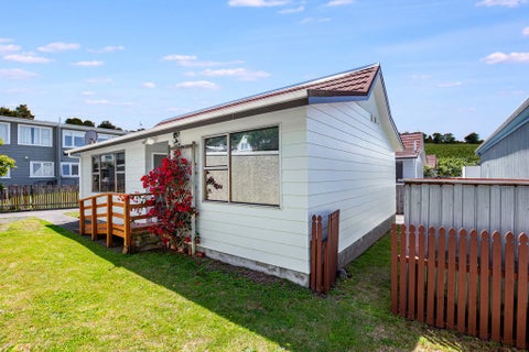 176A Queens Drive, Lyall Bay, Wellington
