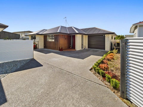 131 WALNUT AVENUE, Allenton, Ashburton
