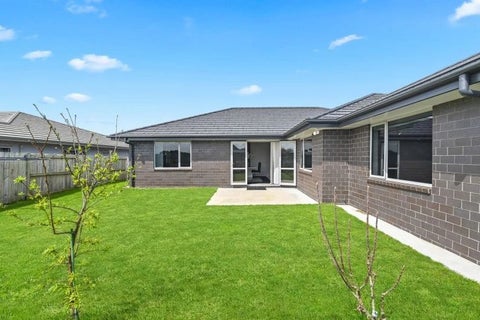 11 Bostonkip Crescent, Fitzroy, Hamilton