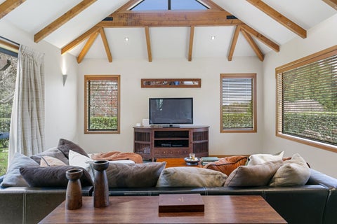 200 Gillespie Place, Acacia Bay, Taupo