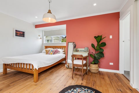38 Lavinia Crescent, Mangere East, Auckland