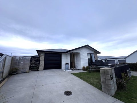 21 Crown Street, Papamoa