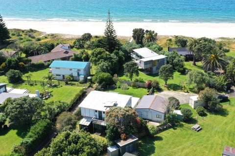 9 Tuna Place, Whiritoa, Waihi