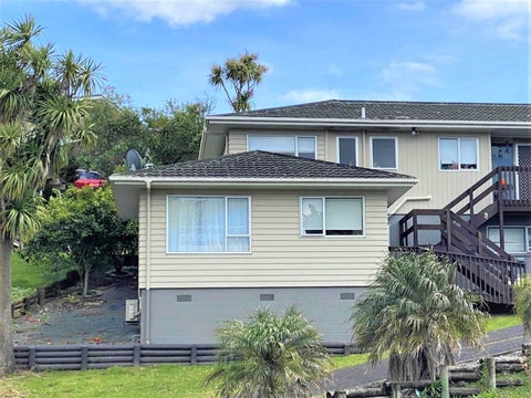 16 Flavia Place, Lynfield, Auckland