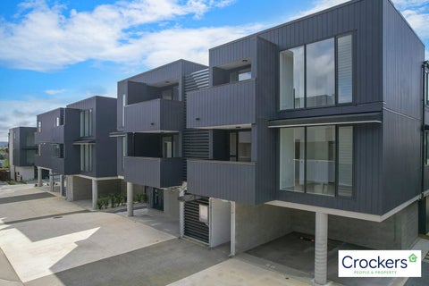 10/5 Treasure Lane, TE ATATU SOUTH, AUCKLAND