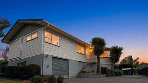 5 McKinley Road, Sunnyvale, Auckland