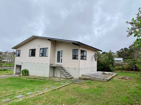 2 Atlantis Place, Totara Vale, Auckland