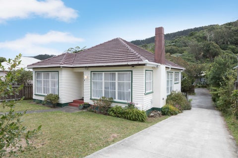 5 Franklyn Road, Tawa, Wellington