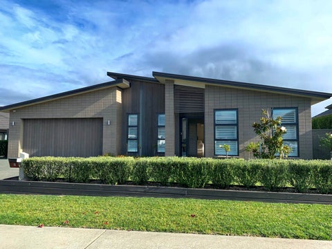 16 Gelderland Way, Karaka, Papakura