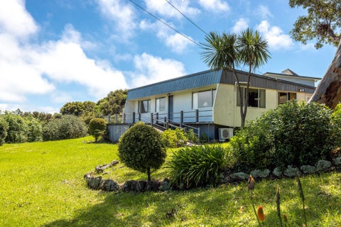 4 Makora Avenue, Oneroa, Waiheke Island
