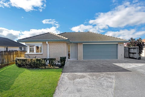 1/15 Tolben Place, Golflands, Auckland