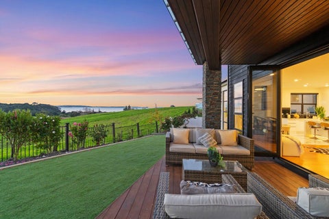 1 Bounty Road, Long Bay, Auckland