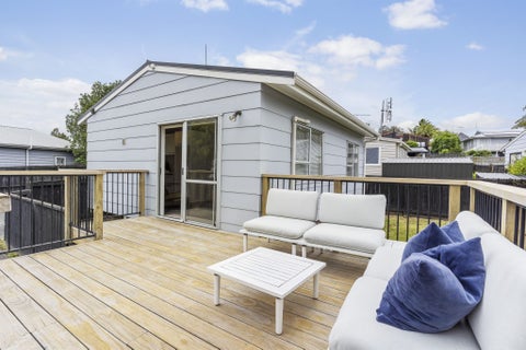 159A Beach Haven Road, Beach Haven, Auckland