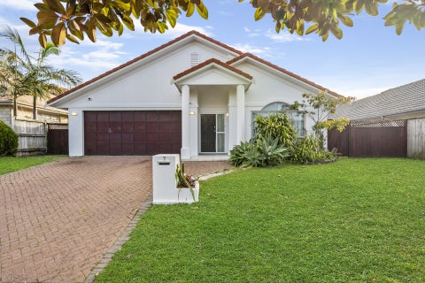 7 Thornbury Crescent, East Tamaki Heights, Auckland