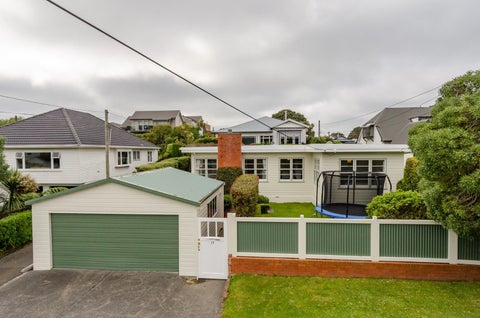 17 Izard Road, Khandallah, Wellington