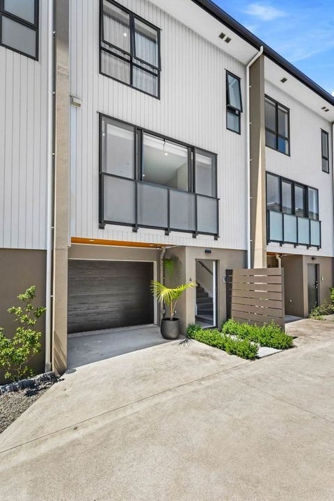 4/20 Penzance Road, Mairangi Bay, Auckland