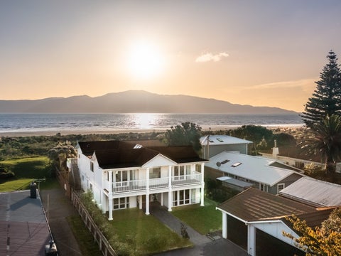 7 Manly Street, Paraparaumu Beach, Paraparaumu