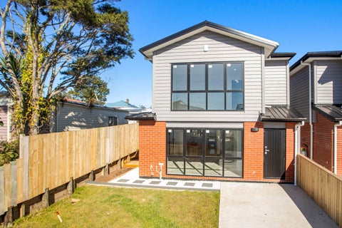4B Scanlen Terrace, Kelston, Auckland