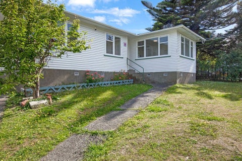 6 Hampshire Street, Cannons Creek, Porirua