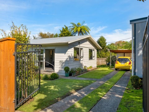 4 Bromley Place, Westown, New Plymouth
