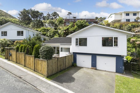 26 Paddington Grove, Karori, Wellington