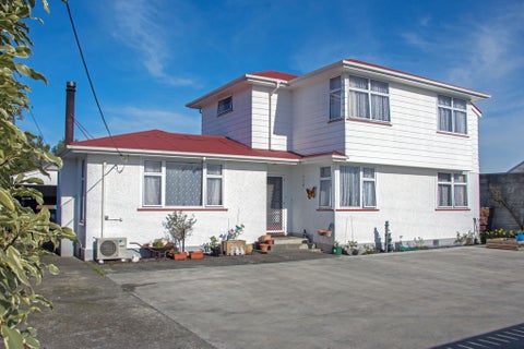 2 Iorns Street, Masterton