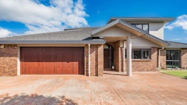 32 Quadrant Heights, Paraparaumu