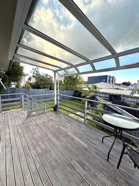 2/47 Archibald Road, Kelston, Auckland
