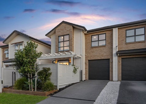 40A Tauoma Crescent, Stonefields, Auckland