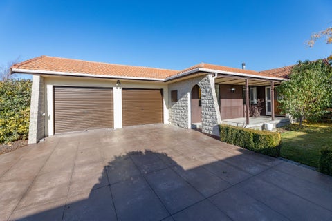 38 Millstream Drive, Lincoln, Lincoln