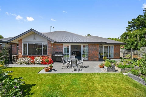 15 St Thomas Place, Woolston, Christchurch