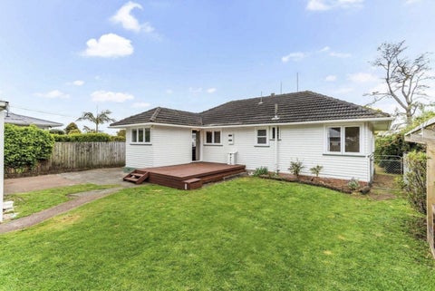 43 Neil Avenue, Te Atatu Peninsula, Auckland
