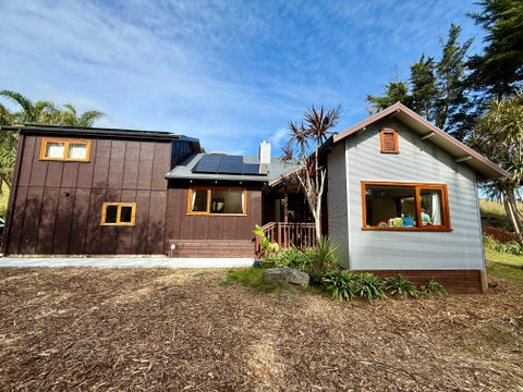 91D Greenslade Road, Raglan, Raglan