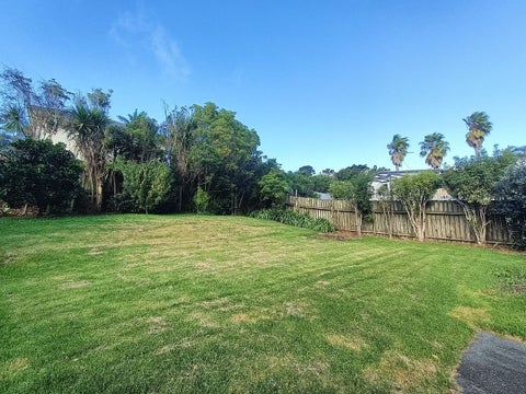 21A Jelas Road, Red Beach, Red Beach