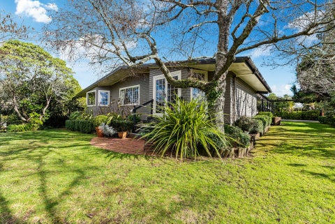 28 Wharepaina Crescent, Springfield, Rotorua