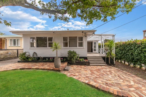 68 Tramway Road, Beach Haven, Auckland