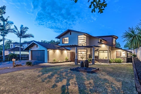 13 Oakway Drive, Schnapper Rock, Auckland