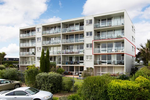 9/160 Kepa Road, Orakei, Auckland
