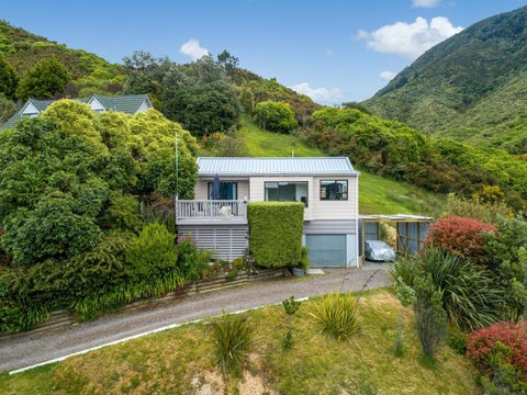 18 Webster Place, Picton