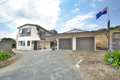 1412 Taieri Mouth Road, Brighton