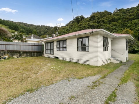 66 Lees Grove, Wainuiomata, Lower Hutt