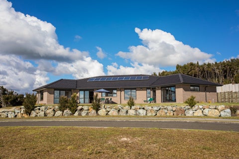 26 Sunrise Place, Cable Bay, Cable Bay