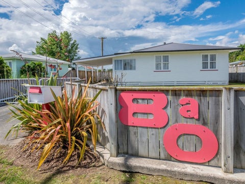80A Waerenga RD, Otaki Railway