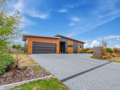 133 Lisland Drive, Taupo
