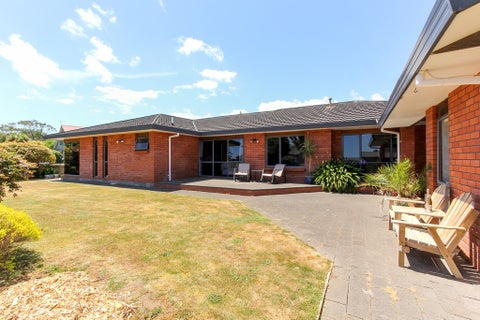 68 Branch Road, Highlands Park, New Plymouth
