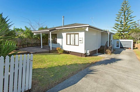129 Rosario Crescent, Red Beach, Red Beach