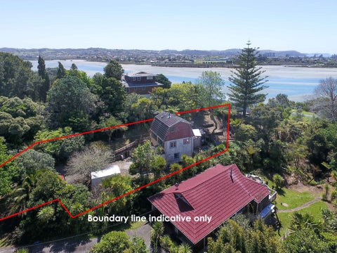 15 Maori Hut Road, Red Beach, Red Beach