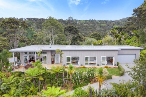231B Huia Road, Titirangi, Auckland