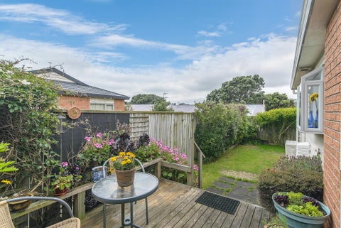 22 Pohutukawa Grove, Titahi Bay, Porirua